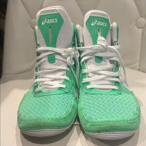 ASICS Boys Wrestling Sneakers in Green and White